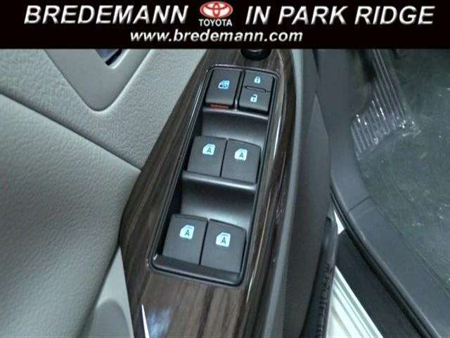 Toyota Sienna 2017 photo 4